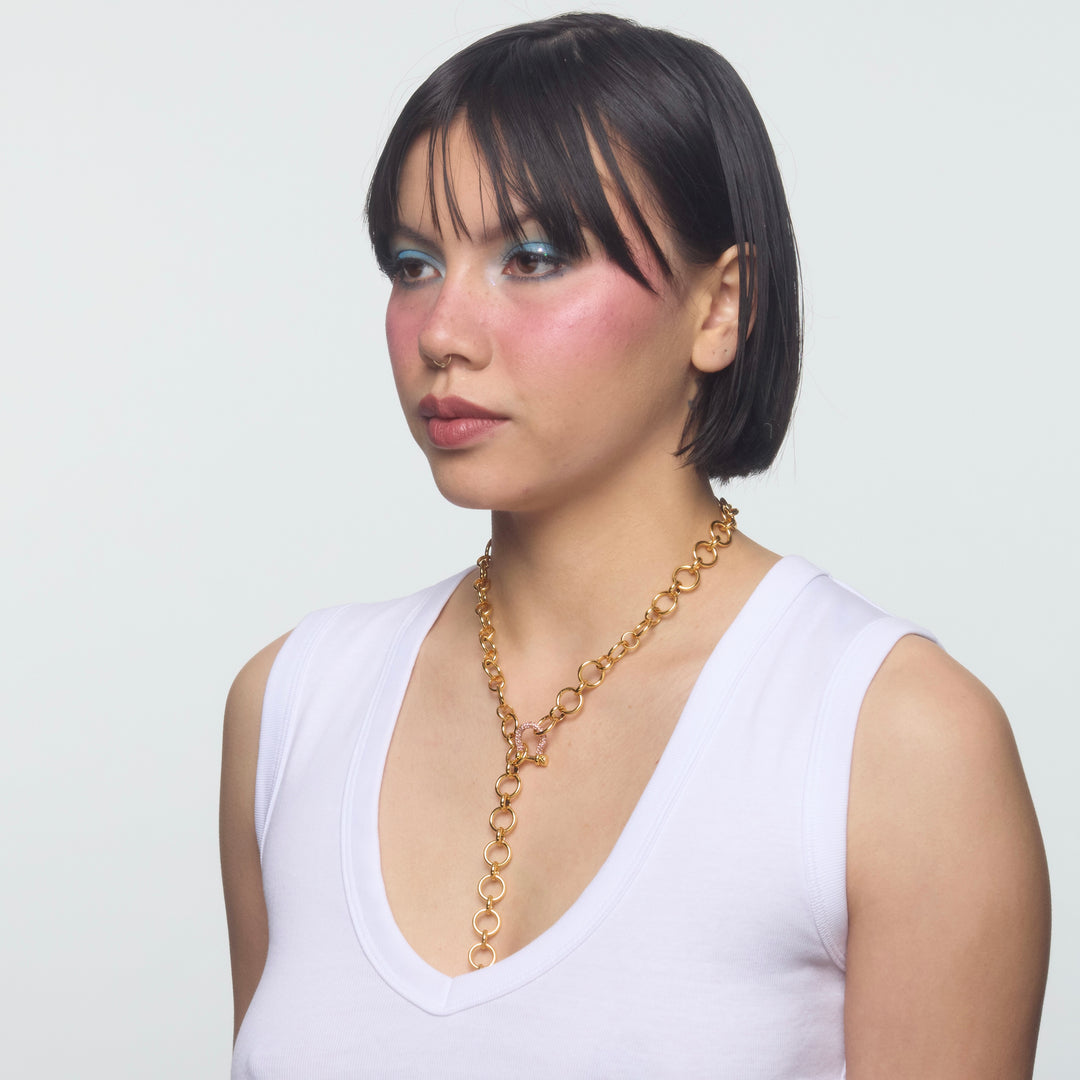 Suede Chain with Mini Pink